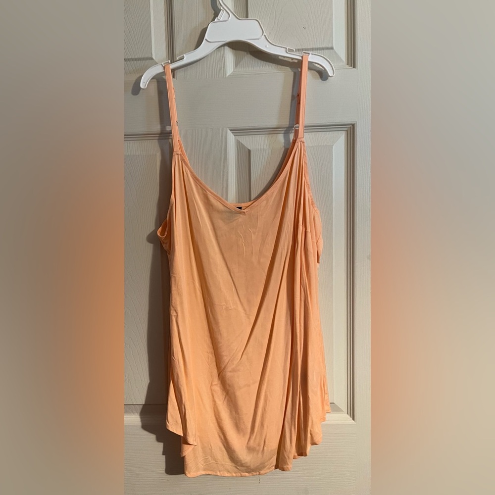 Torrid peach cami, tank top, size 2 (18/20)